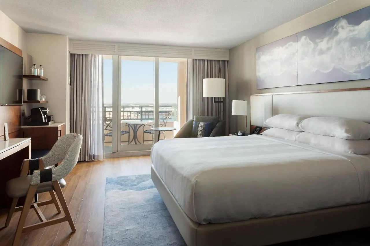 Tampa Marriott Water Street Hotel 4*,